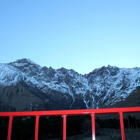 Hotel Noa Kazbegi Eksteriør billede