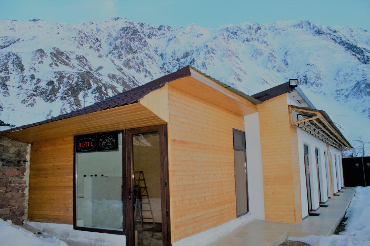 Hotel Noa Kazbegi Eksteriør billede
